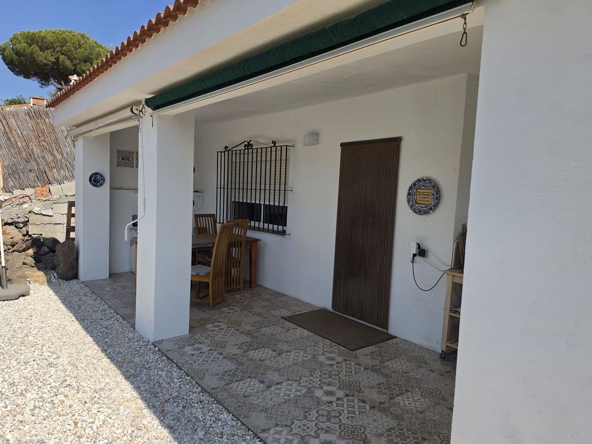 Se vende Villa - Chalet de 4 dormitorios en Costa Del Sol, Málaga, España