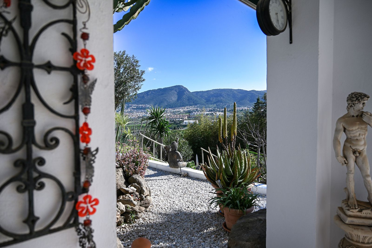 Se vende Villa - Chalet de 4 dormitorios en Costa Del Sol, Málaga, España