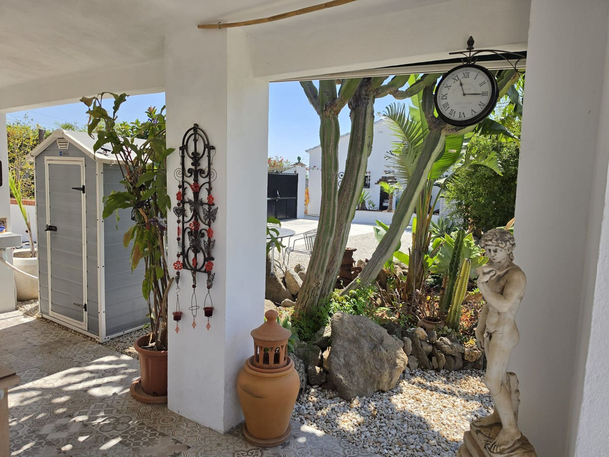 Se vende Villa - Chalet de 4 dormitorios en Costa Del Sol, Málaga, España