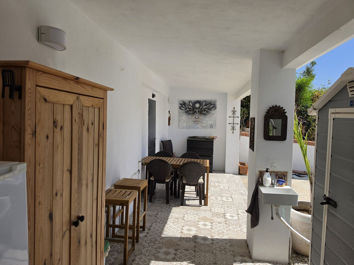 Se vende Villa - Chalet de 4 dormitorios en Costa Del Sol, Málaga, España
