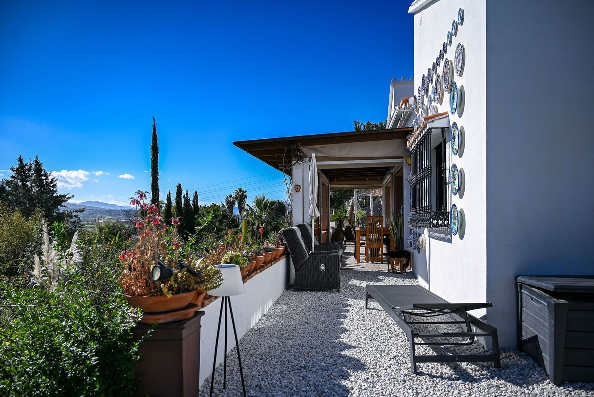 Se vende Villa - Chalet de 4 dormitorios en Costa Del Sol, Málaga, España