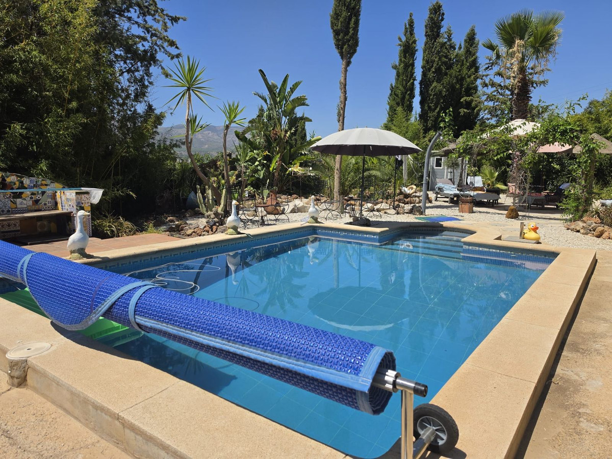 Se vende Villa - Chalet de 4 dormitorios en Costa Del Sol, Málaga, España