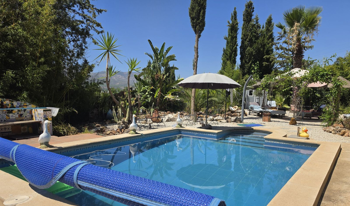 Se vende Villa - Chalet de 4 dormitorios en Costa Del Sol, Málaga, España