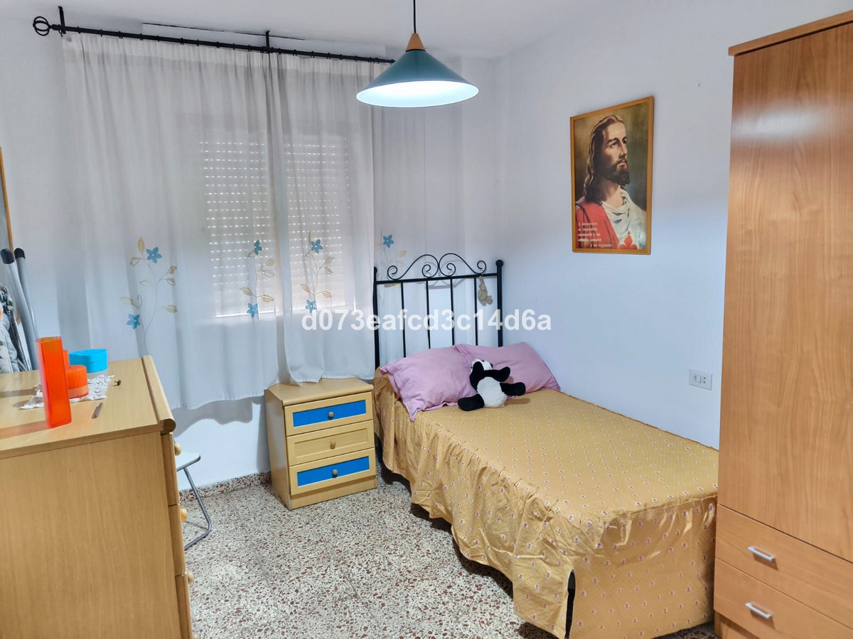 3 Bed Townhouse for sale in Ronda Costa Del Sol, Málaga, Spain