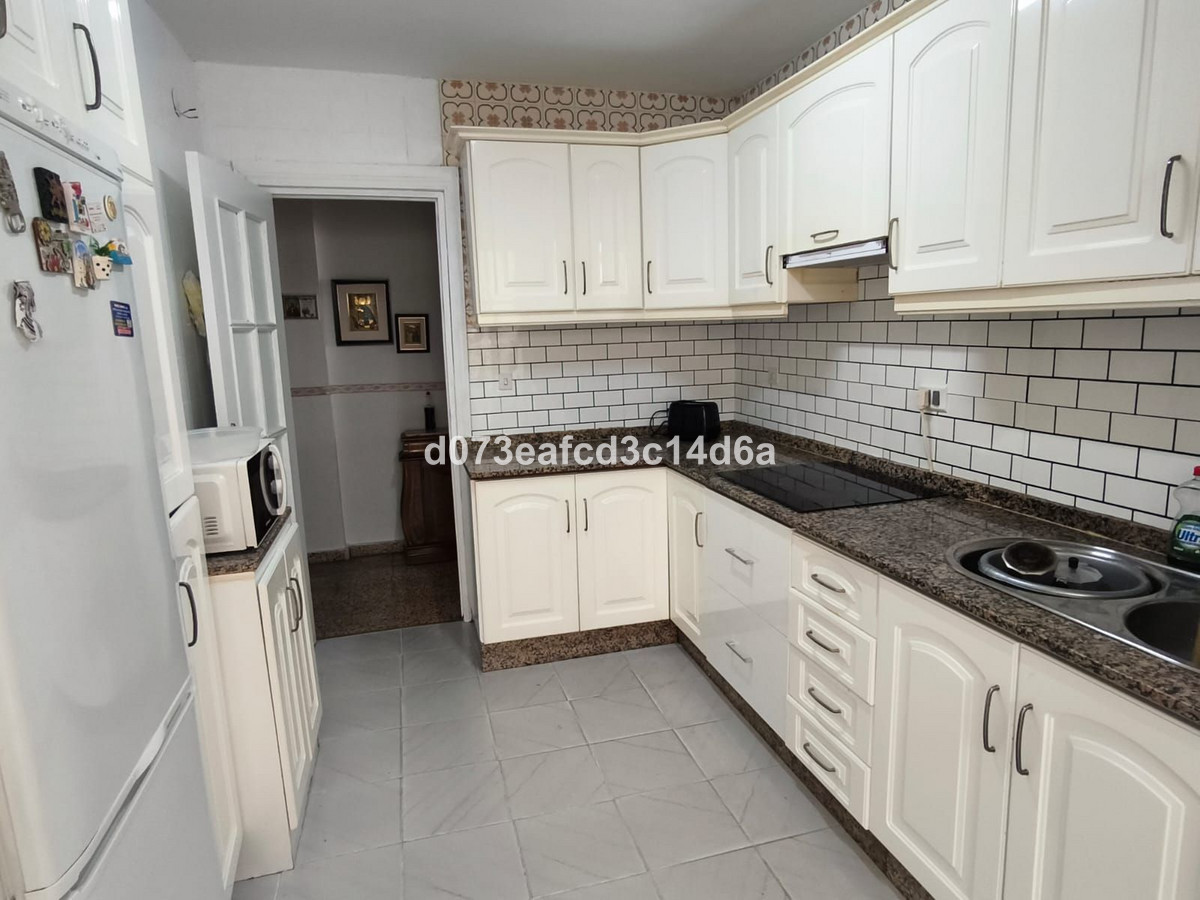 3 Bed Townhouse for sale in Ronda Costa Del Sol, Málaga, Spain