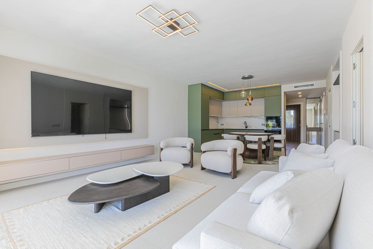 Se vende Apartamento Planta Baja de 3 dormitorios en Costa Del Sol, Málaga, España