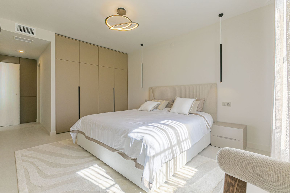 Se vende Apartamento Planta Baja de 3 dormitorios en Costa Del Sol, Málaga, España