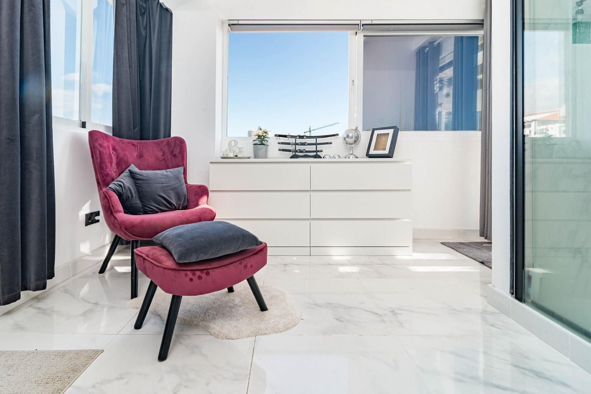 2 Bed Apartment for sale in Nueva Andalucía Costa Del Sol, Málaga, Spain