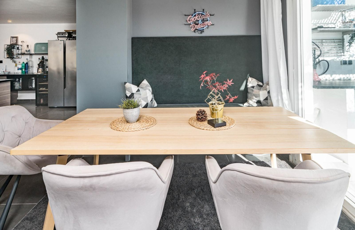 2 Bed Apartment for sale in Nueva Andalucía Costa Del Sol, Málaga, Spain