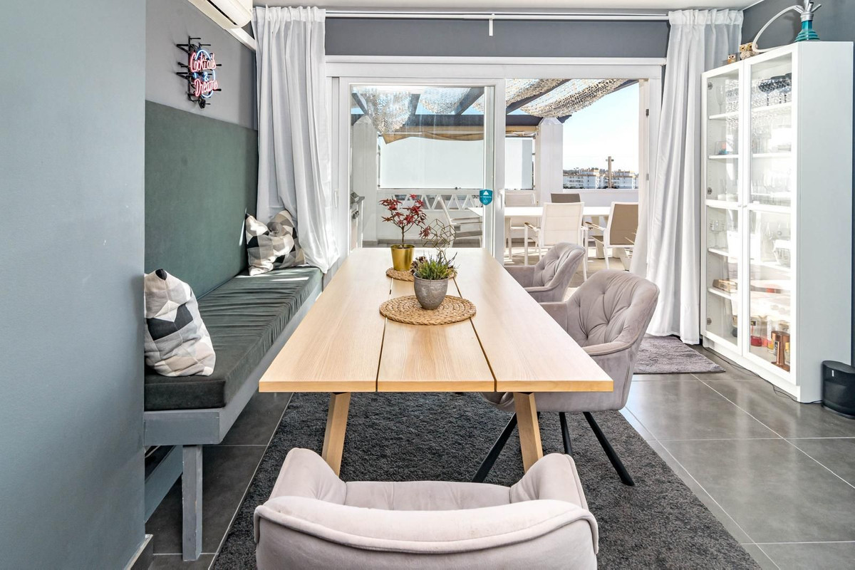2 Bed Apartment for sale in Nueva Andalucía Costa Del Sol, Málaga, Spain