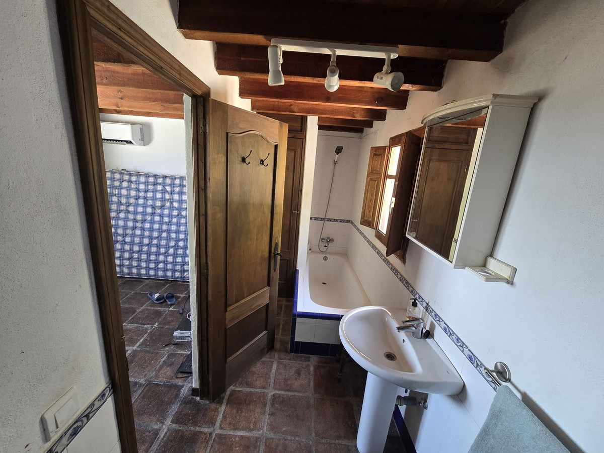 Se vende Villa - Chalet de 3 dormitorios en Costa Del Sol, Málaga, España