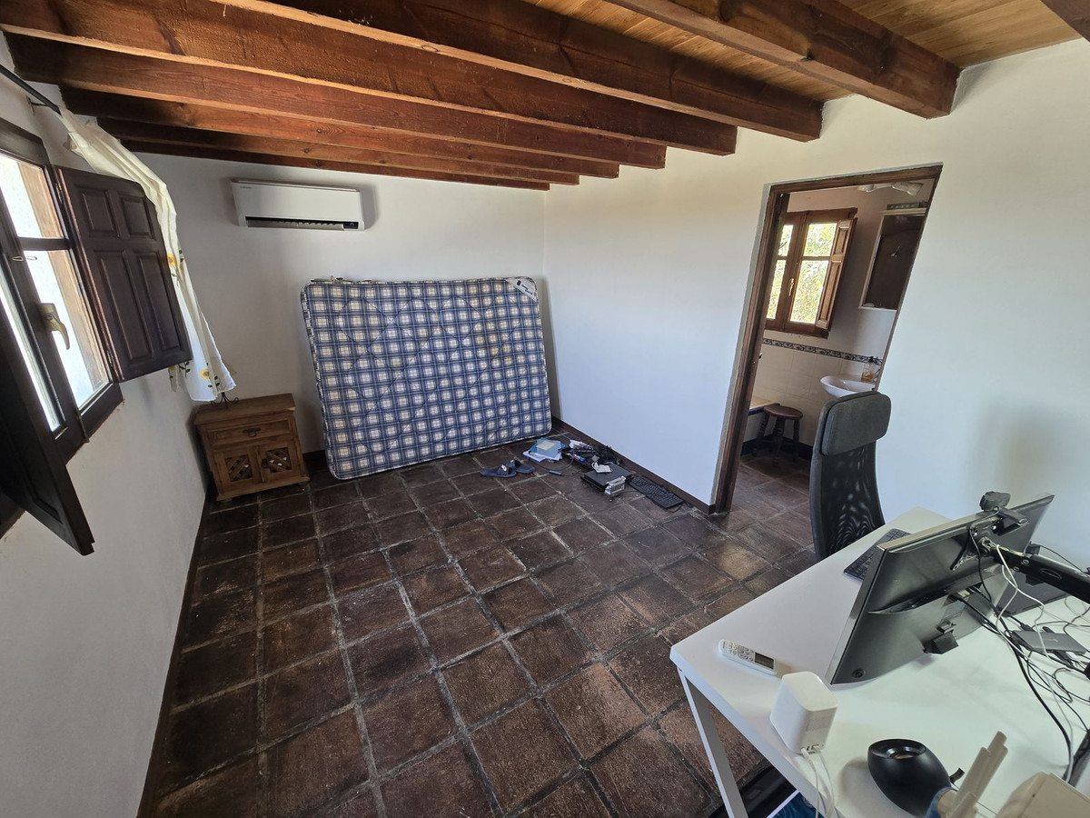 Se vende Villa - Chalet de 3 dormitorios en Costa Del Sol, Málaga, España