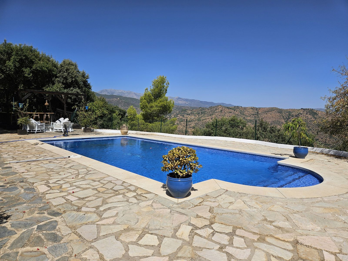 Se vende Villa - Chalet de 3 dormitorios en Costa Del Sol, Málaga, España