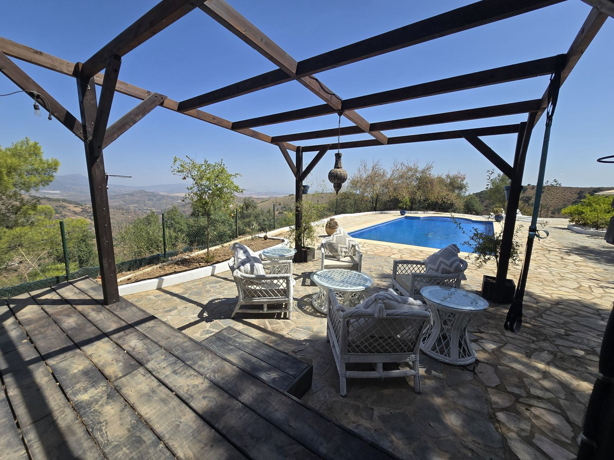 Se vende Villa - Chalet de 3 dormitorios en Costa Del Sol, Málaga, España