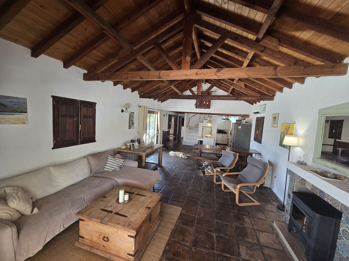 Se vende Villa - Chalet de 3 dormitorios en Costa Del Sol, Málaga, España