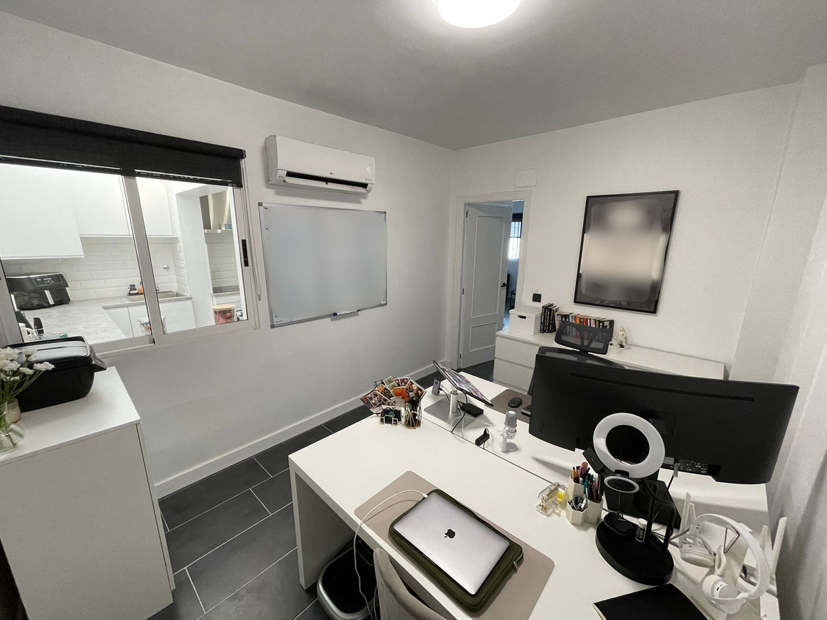 3 Bed Townhouse for sale in La Florida Costa Blanca, Alicante, Spain