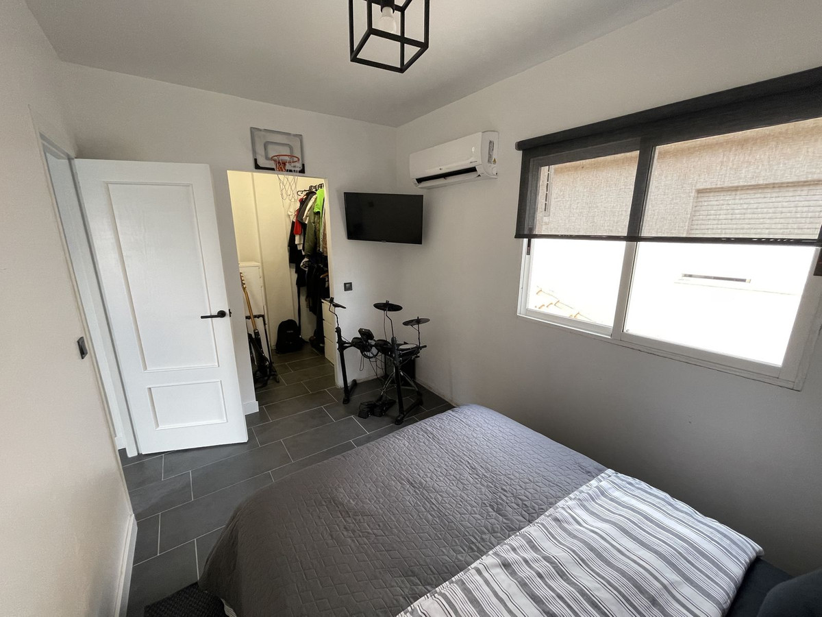 3 Bed Townhouse for sale in La Florida Costa Blanca, Alicante, Spain