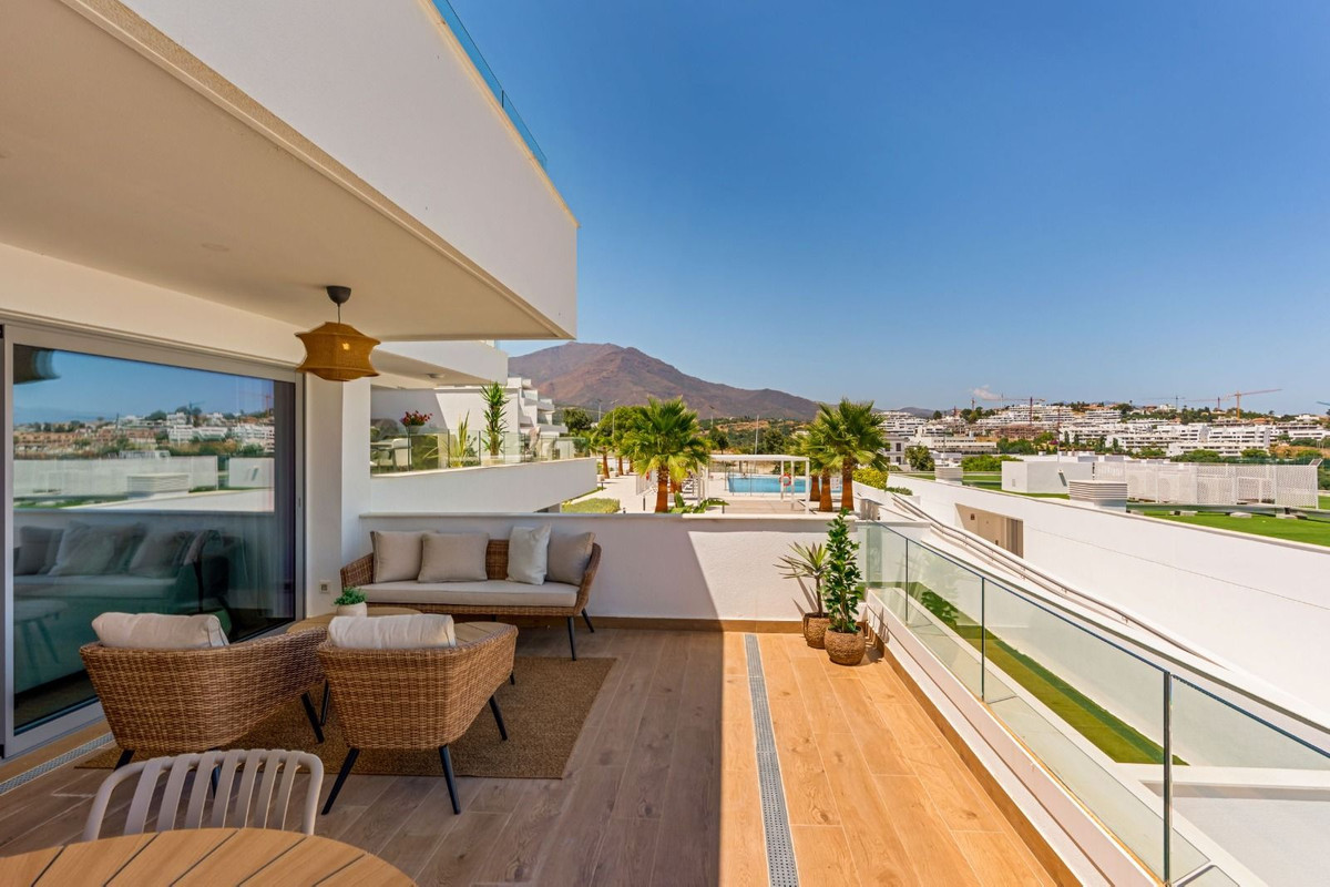 Se vende Apartamento Planta Media de 2 dormitorios en Costa Del Sol, Málaga, España