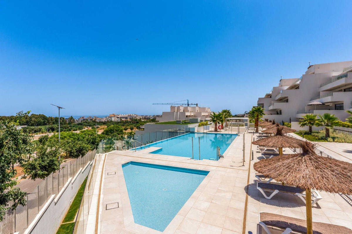 Se vende Apartamento Planta Media de 2 dormitorios en Costa Del Sol, Málaga, España