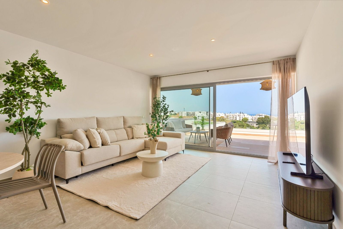 Se vende Apartamento Planta Media de 2 dormitorios en Costa Del Sol, Málaga, España