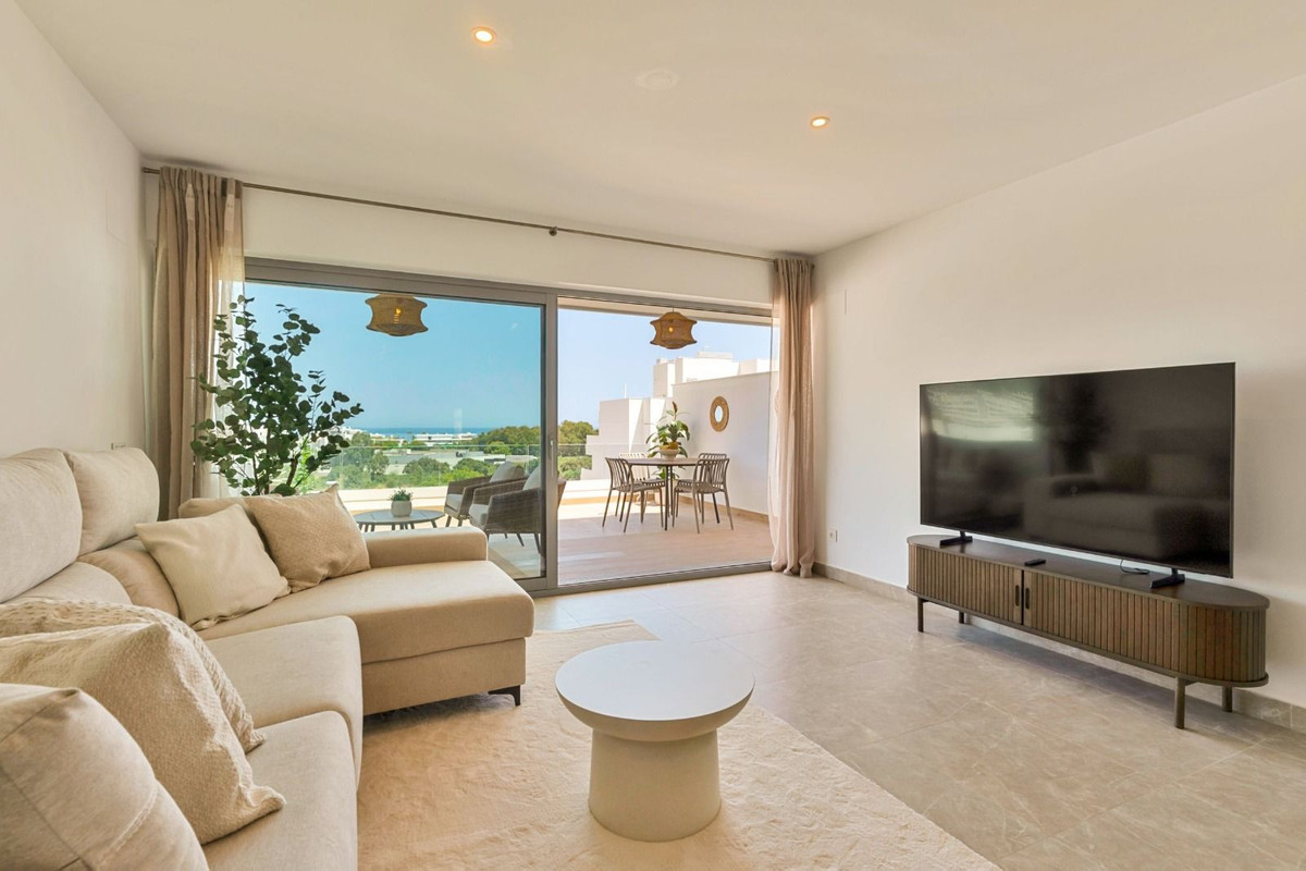 Se vende Apartamento Planta Media de 2 dormitorios en Costa Del Sol, Málaga, España