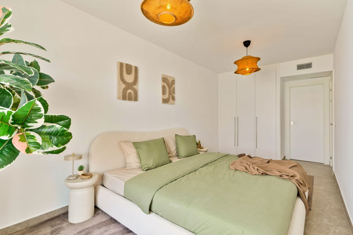Se vende Apartamento Planta Media de 2 dormitorios en Costa Del Sol, Málaga, España