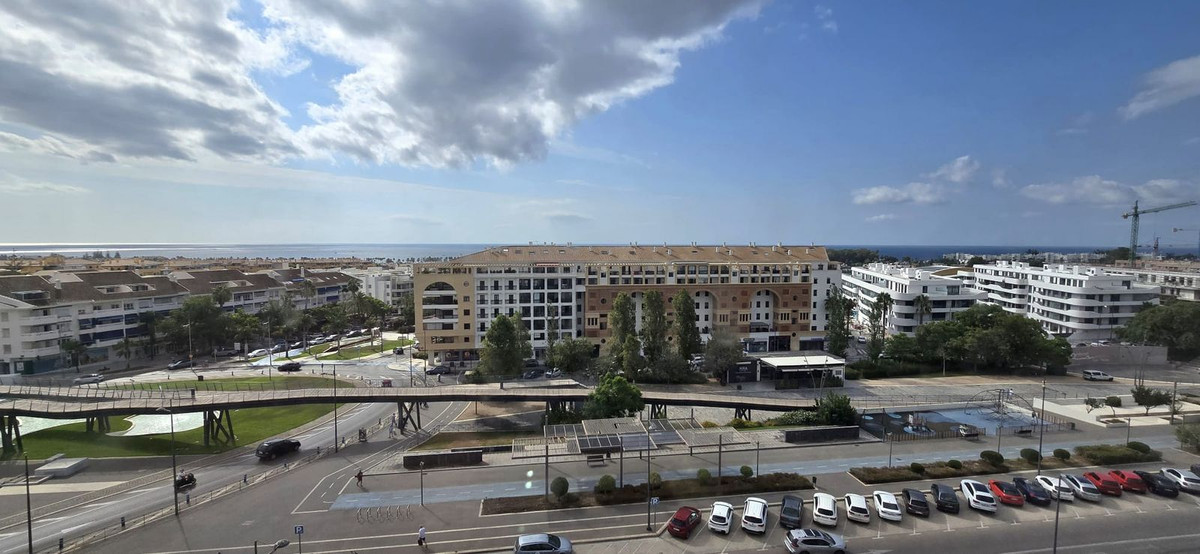 Se vende Apartamento Planta Media de 4 dormitorios en Costa Del Sol, Málaga, España