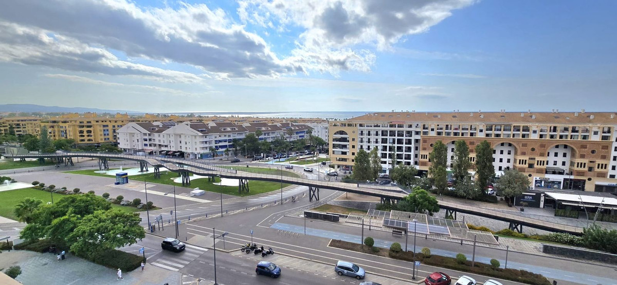 Se vende Apartamento Planta Media de 4 dormitorios en Costa Del Sol, Málaga, España