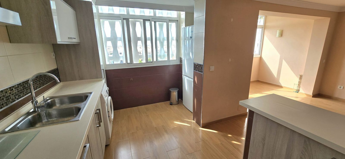 Se vende Apartamento Planta Media de 4 dormitorios en Costa Del Sol, Málaga, España