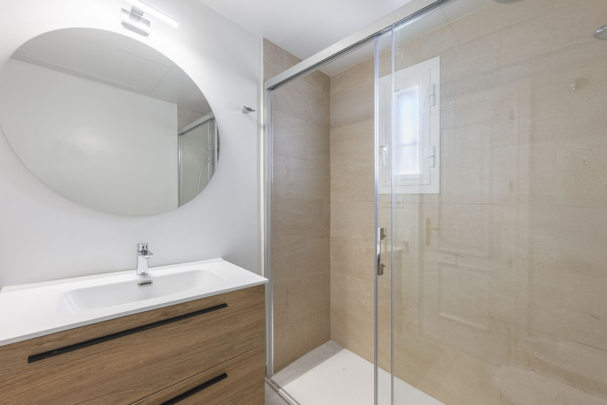 4 Bed Townhouse for sale in Nueva Andalucía Costa Del Sol, Málaga, Spain