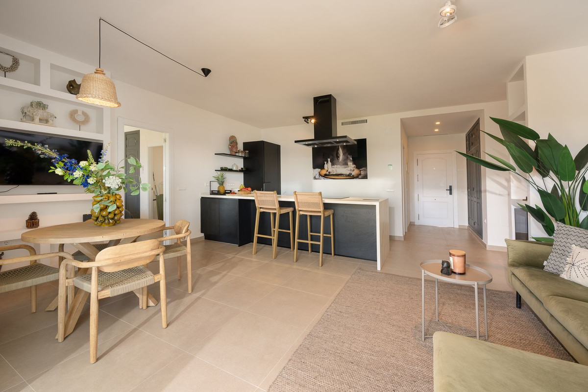 Se vende Apartamento Planta Media de 3 dormitorios en Costa Del Sol, Málaga, España