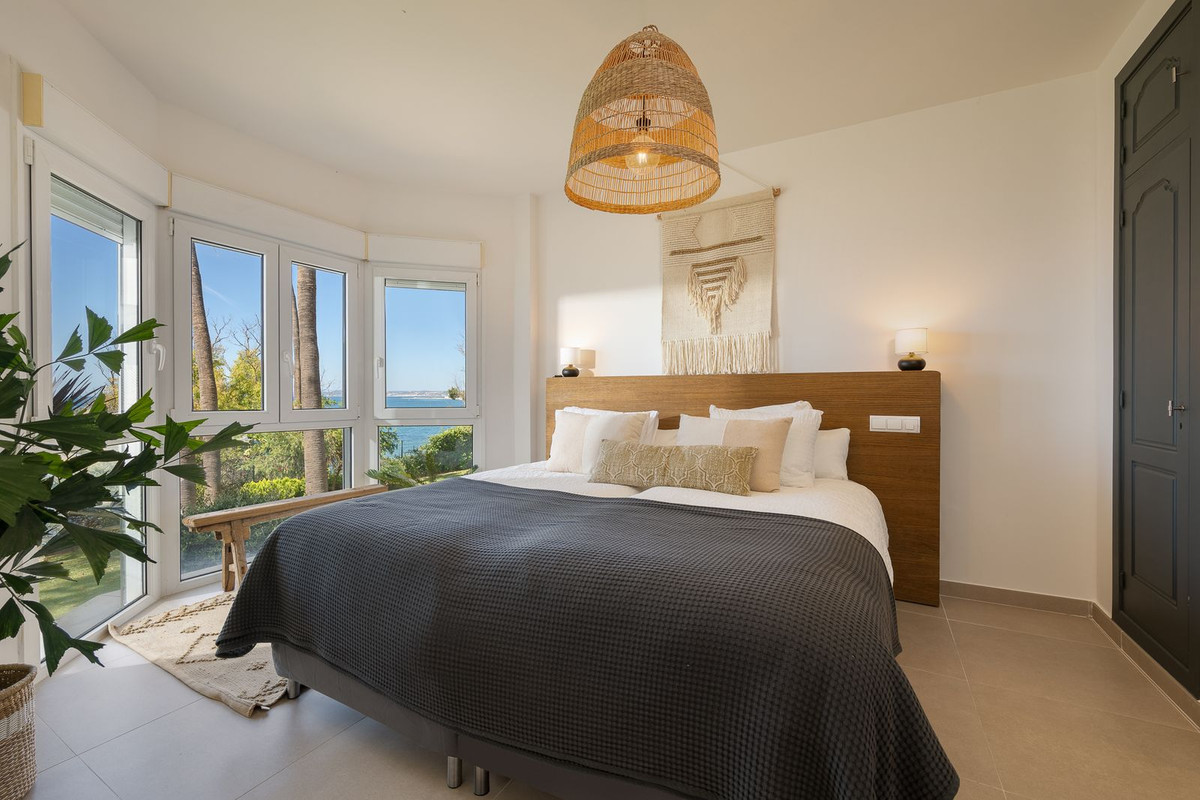 Se vende Apartamento Planta Media de 3 dormitorios en Costa Del Sol, Málaga, España