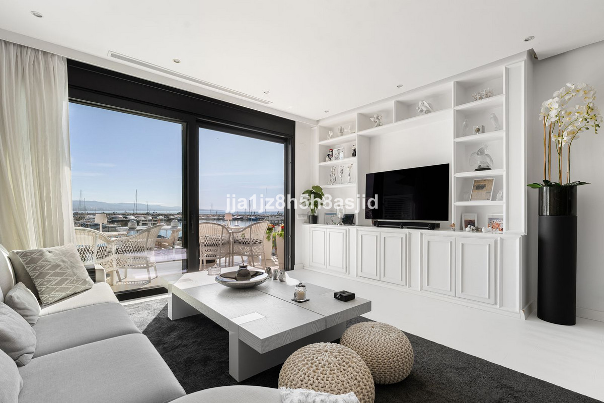2 Bed Apartment for sale in Puerto Banús Costa Del Sol, Málaga, Spain