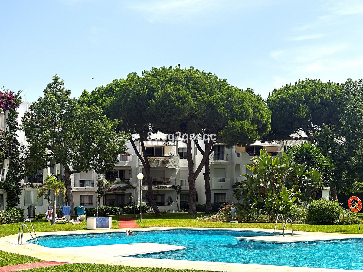 Se vende Apartamento Planta Baja de 3 dormitorios en Costa Del Sol, Málaga, España