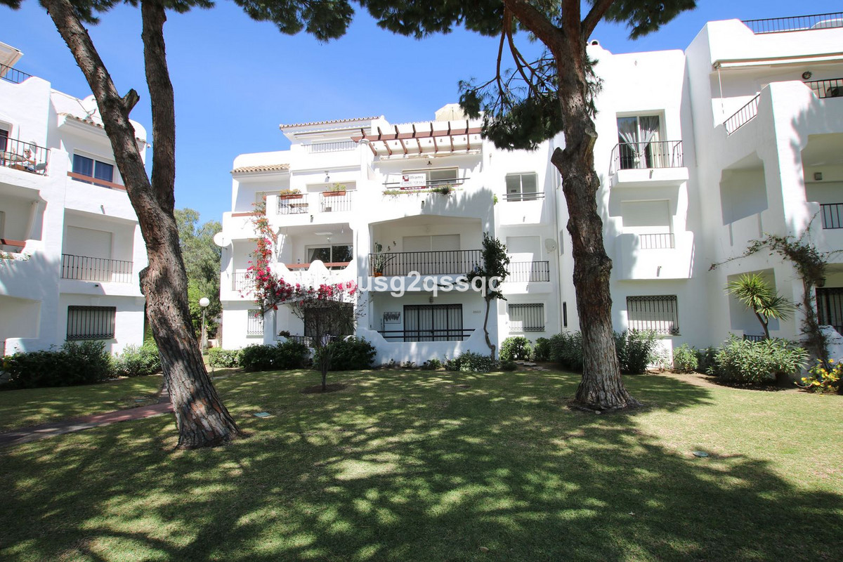 Se vende Apartamento Planta Baja de 3 dormitorios en Costa Del Sol, Málaga, España