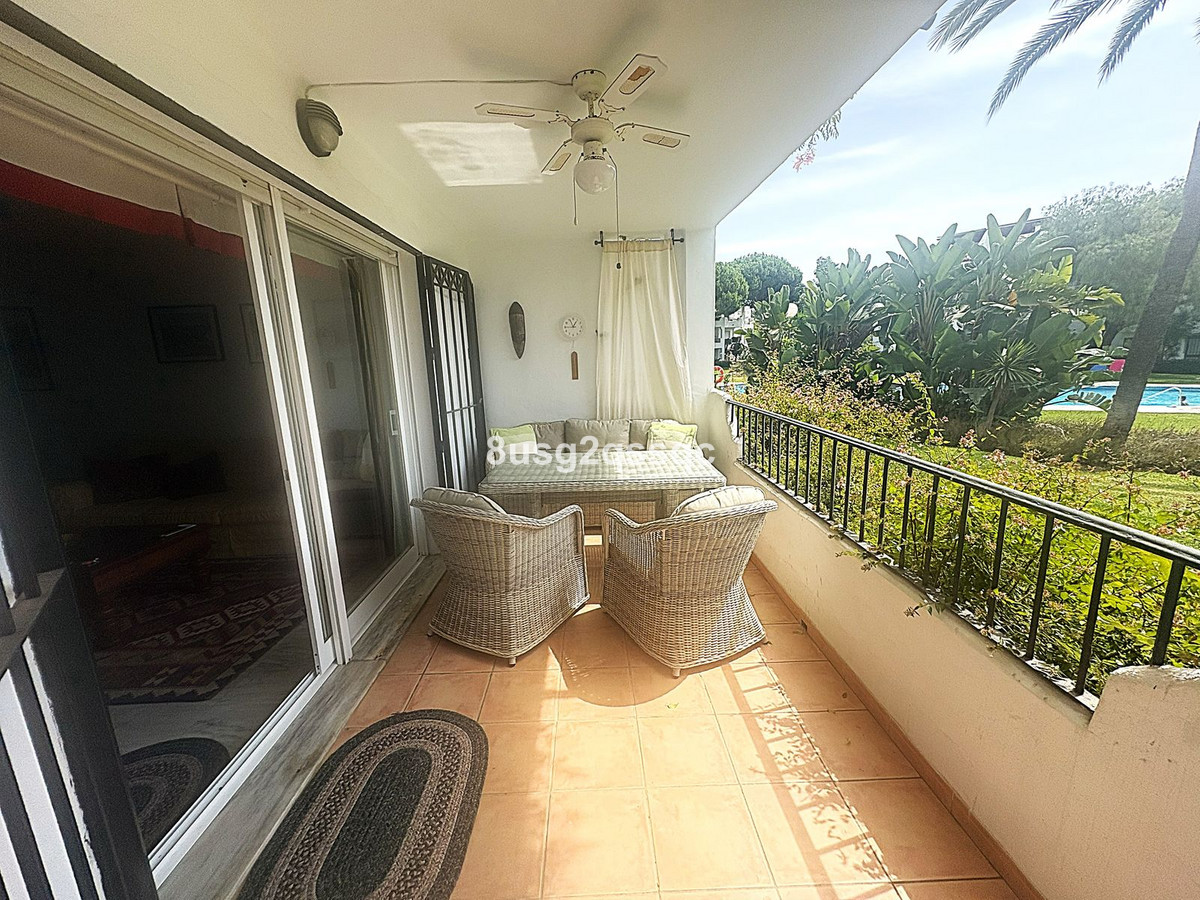 Se vende Apartamento Planta Baja de 3 dormitorios en Costa Del Sol, Málaga, España