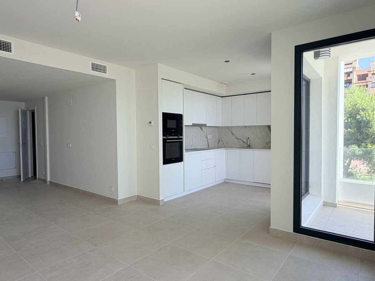 2 Bed Apartment for sale in Benalmadena Costa Del Sol, Málaga, Spain
