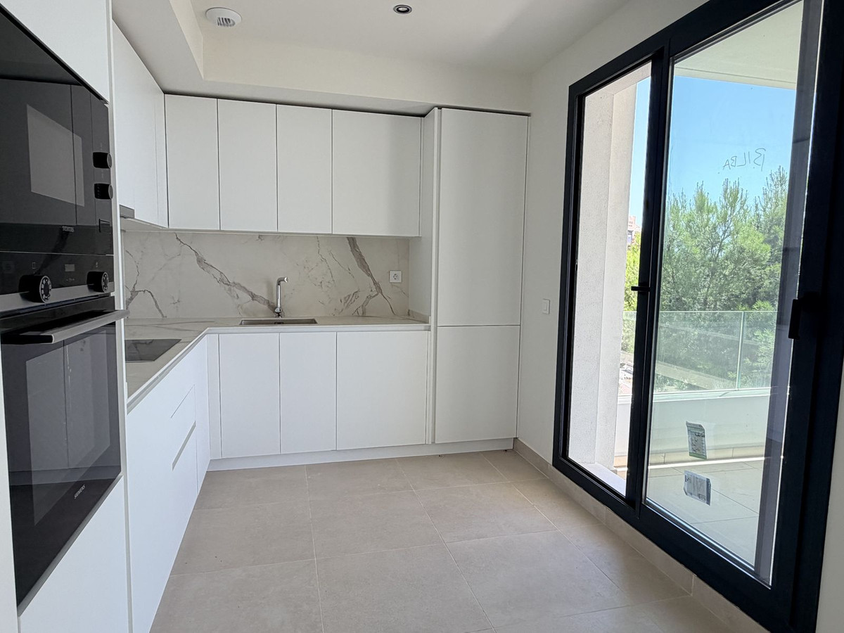 2 Bed Apartment for sale in Benalmadena Costa Del Sol, Málaga, Spain