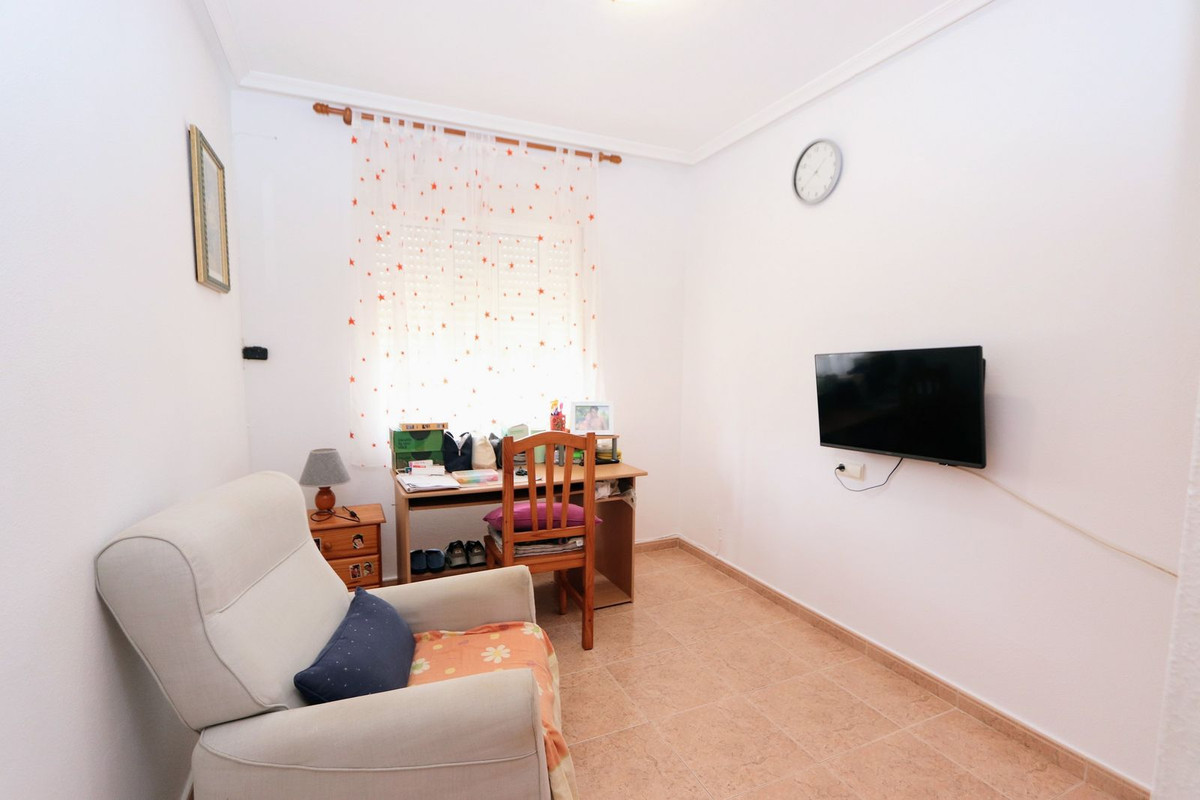3 Bed Apartment for sale in Playa Flamenca Costa Blanca, Alicante, Spain