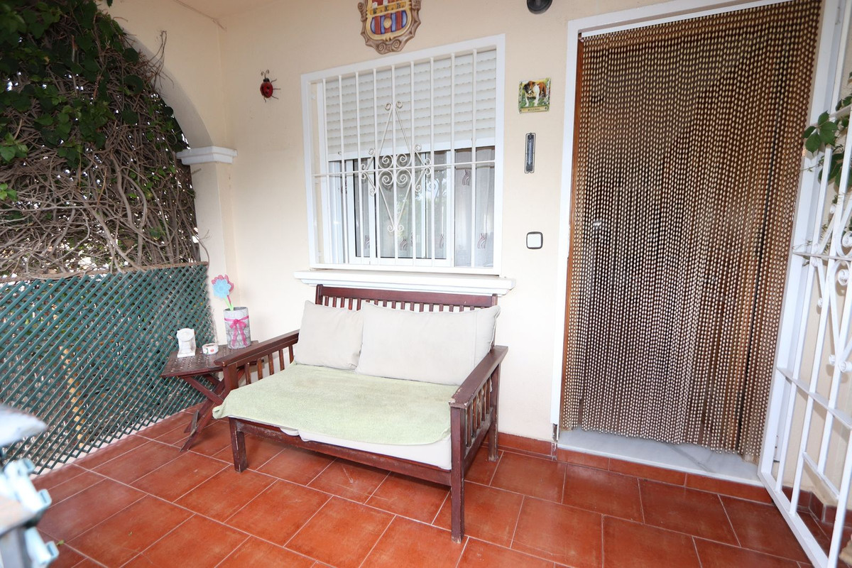 3 Bed Apartment for sale in Playa Flamenca Costa Blanca, Alicante, Spain