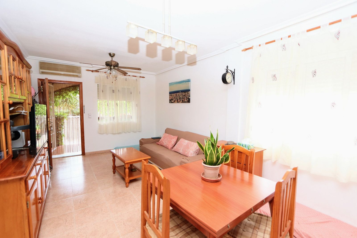 3 Bed Apartment for sale in Playa Flamenca Costa Blanca, Alicante, Spain