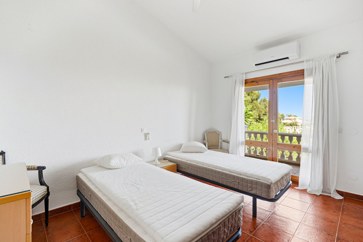 Se vende Villa - Chalet de 7 dormitorios en Costa Del Sol, Málaga, España