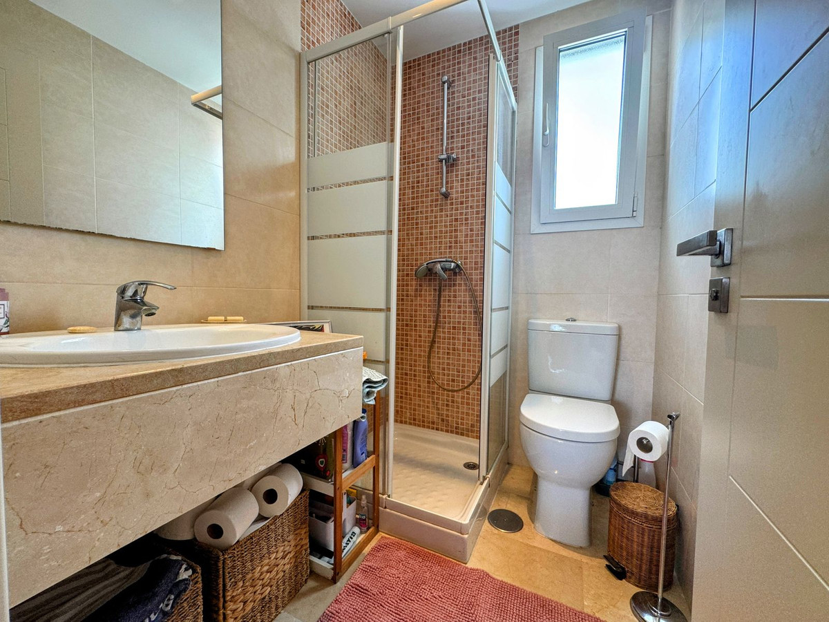 2 Bed Apartment for sale in Estepona Costa Del Sol, Málaga, Spain
