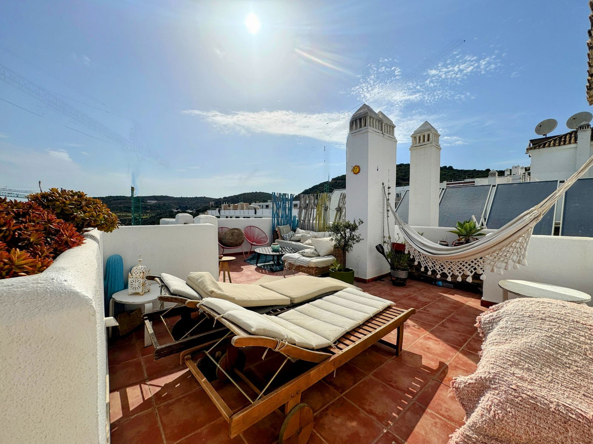 2 Bed Apartment for sale in Estepona Costa Del Sol, Málaga, Spain