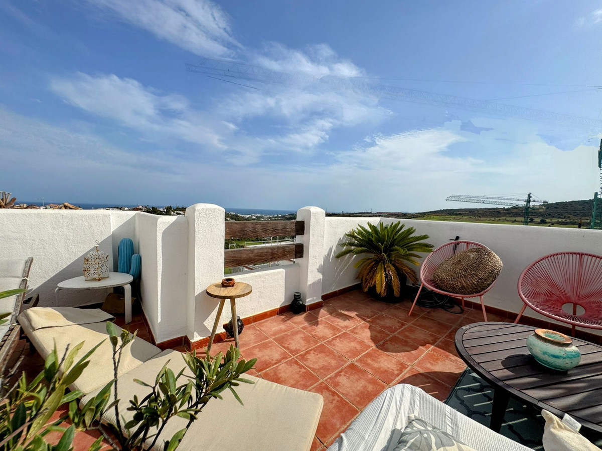 2 Bed Apartment for sale in Estepona Costa Del Sol, Málaga, Spain