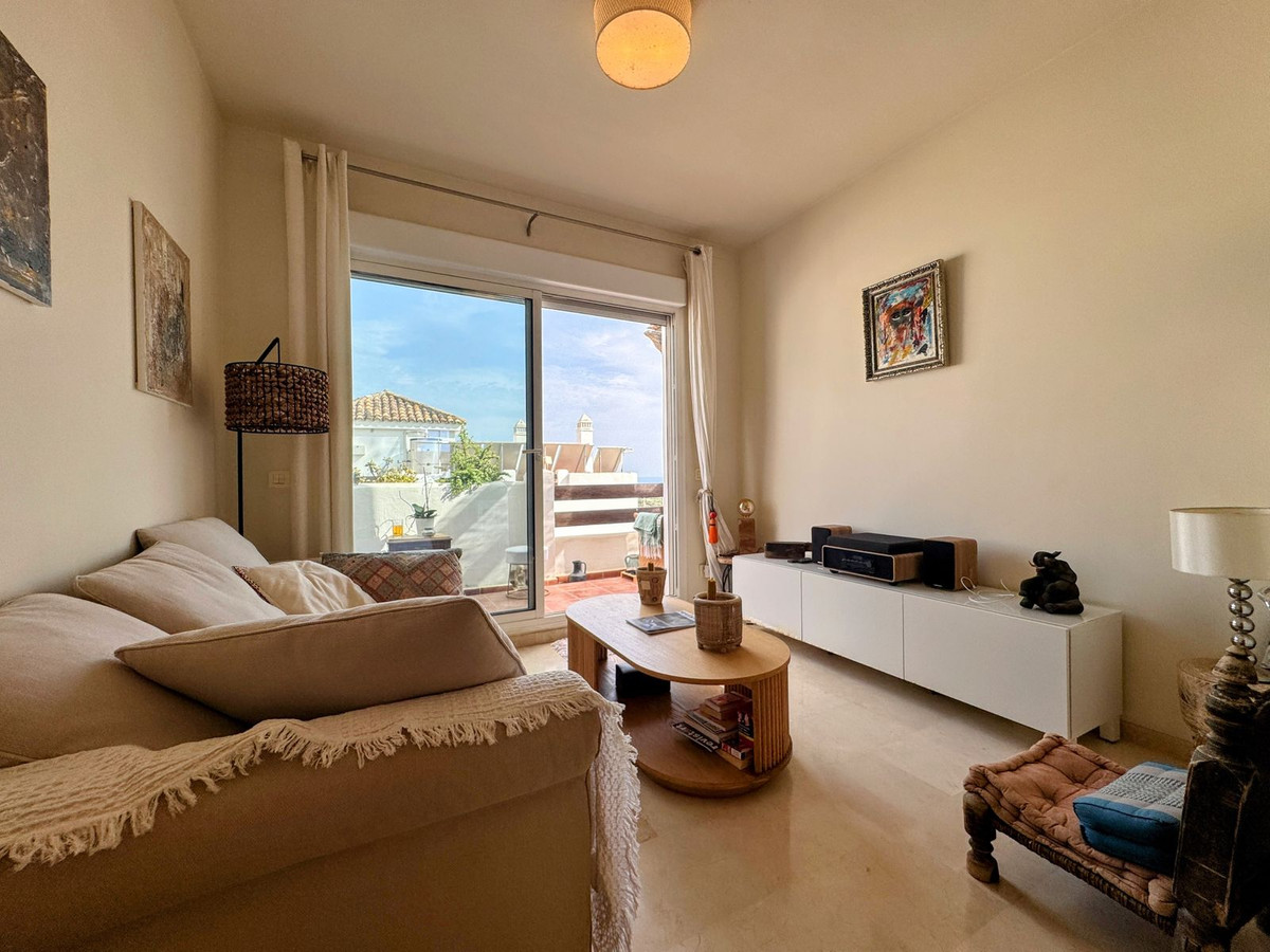 2 Bed Apartment for sale in Estepona Costa Del Sol, Málaga, Spain