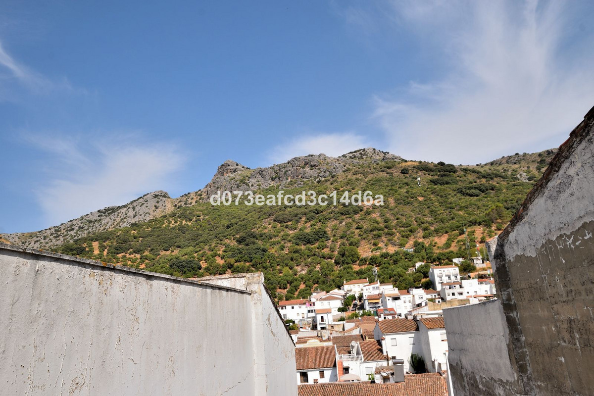 3 Bed Townhouse for sale in Cortes De La Frontera Costa Del Sol, Málaga, Spain