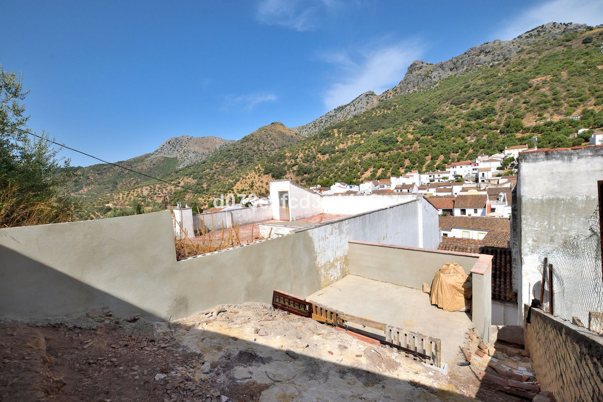 3 Bed Townhouse for sale in Cortes De La Frontera Costa Del Sol, Málaga, Spain