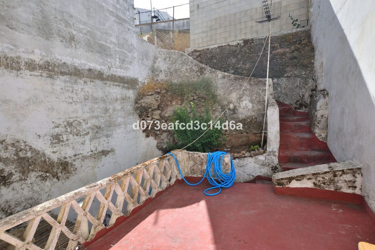 3 Bed Townhouse for sale in Cortes De La Frontera Costa Del Sol, Málaga, Spain