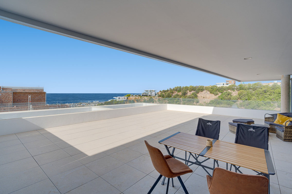3 Bed Apartment for sale in Altos De Los Monteros Costa Del Sol, Málaga, Spain